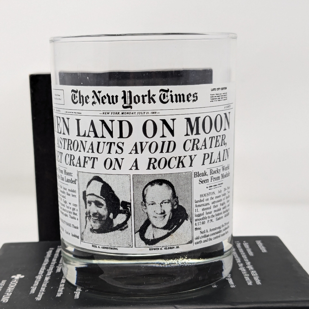 NY Times Headline "MEN LAND ON MOON" Neil Armstrong Glass Vintage 1982 Wendy’s